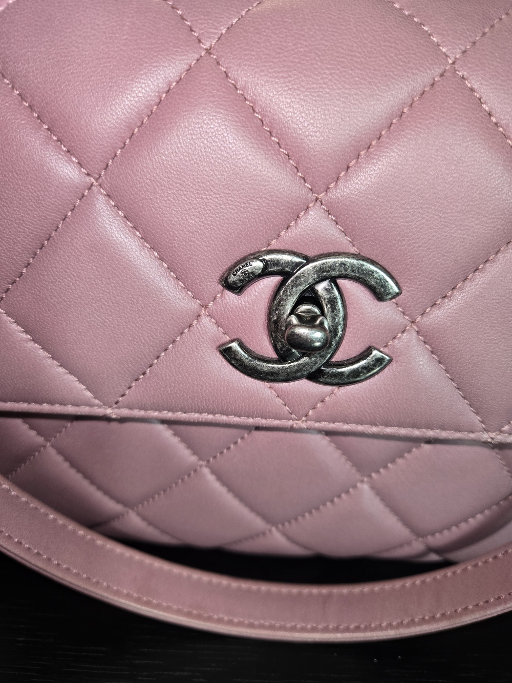 Chanel Trendy CC Flap Lambskin Quilted Leather Top-Handle Bag Mauve Pink - Picture 4 of 12